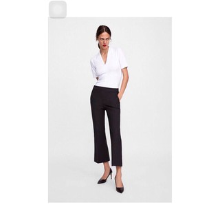 Áo thun trơn Zara cổ V