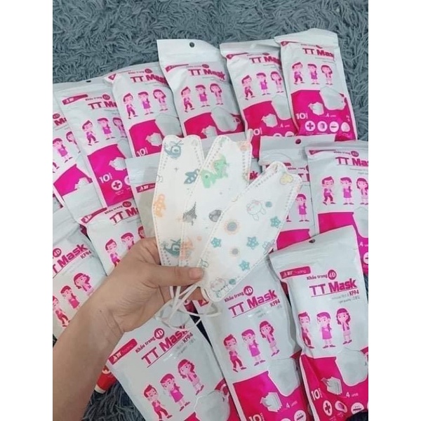 50c khẩu trang 4D tiêu chuẩn hàn quốc cho bé (5gói 50c)