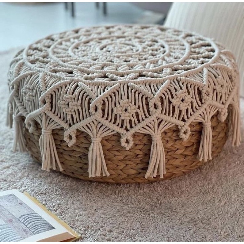 Ghế đôn lục bình phủ thảm macrame