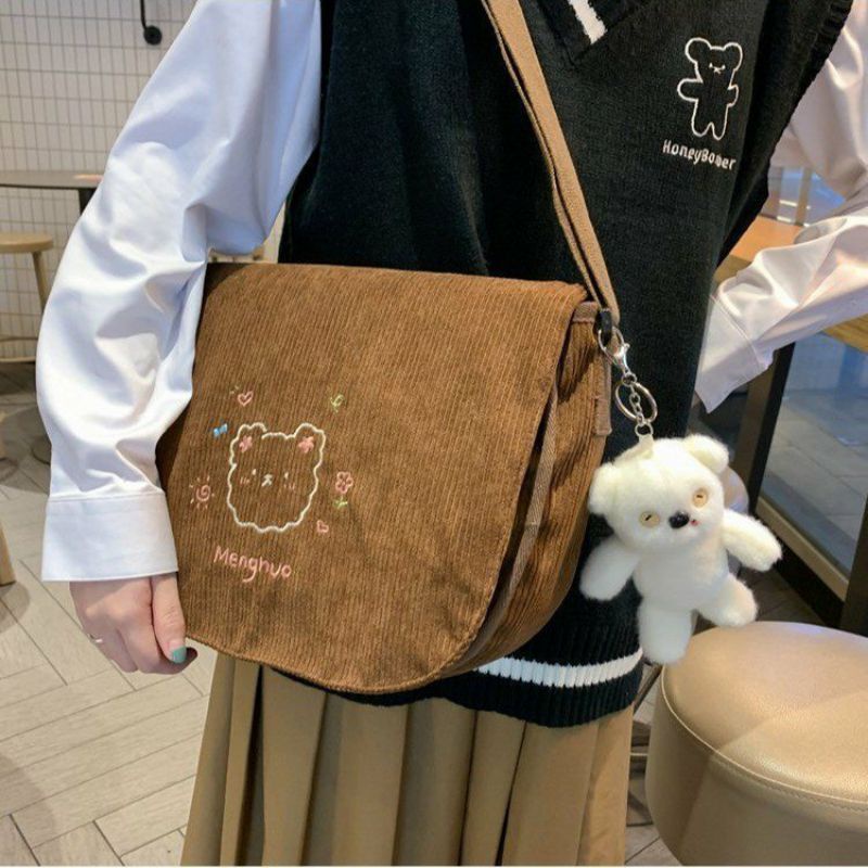 Túi đeo vai đeo chéo vải nhung gân hình gấu thêu ulzzang - GẤU CHÉO