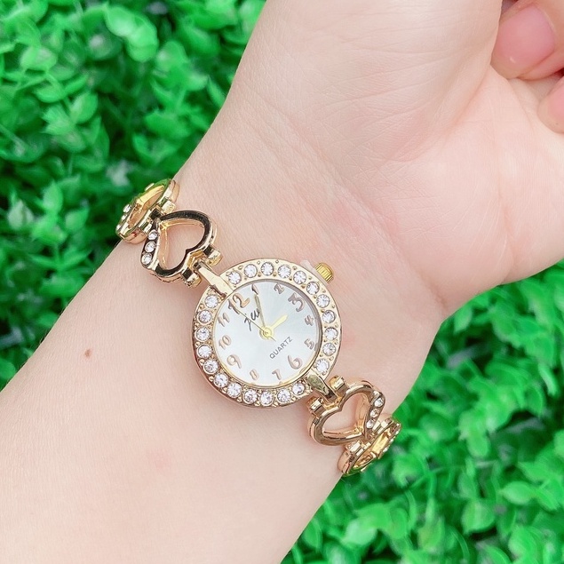 Đồng hồ nữ hongrui thời trang dây trái tim
