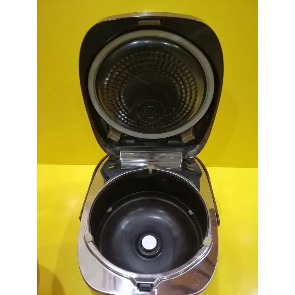 Nồi cơm nội địa Nhật cao tần (IH) Panasonic SR-HX103 (1.0L) (131121L1057)