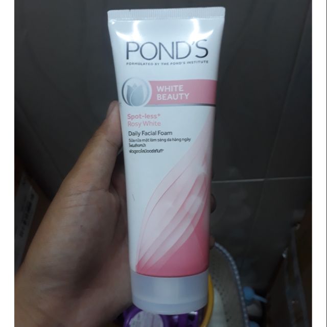 Sữa rửa mặt Pond's 100g