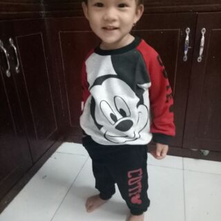Bộ nỉ Mickey đỏ Hm