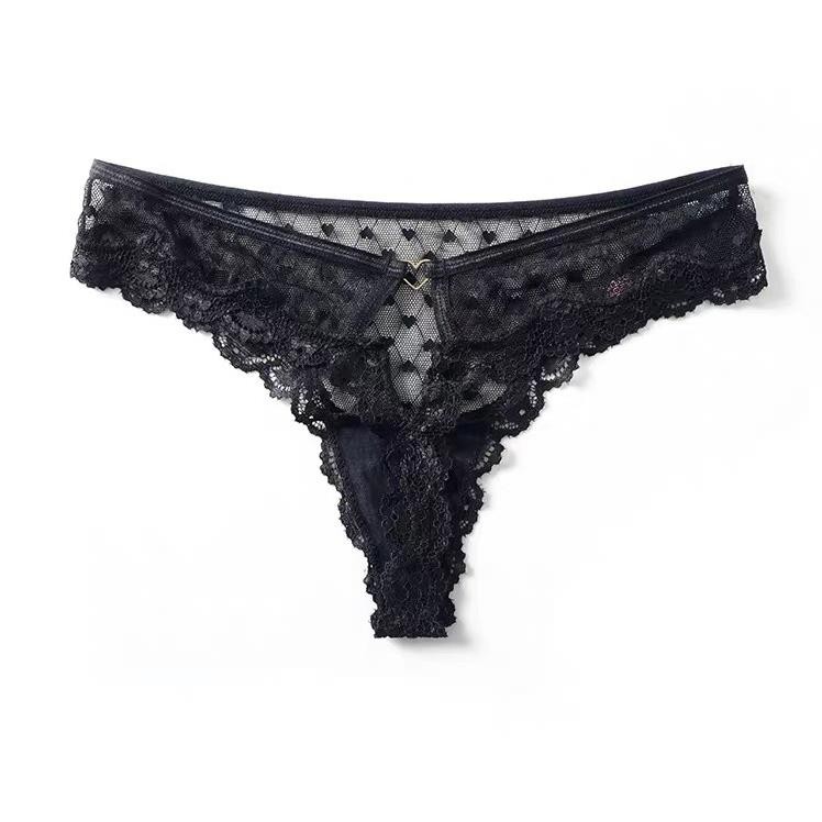 Quần lót ren lọt khe Vicky tim T03