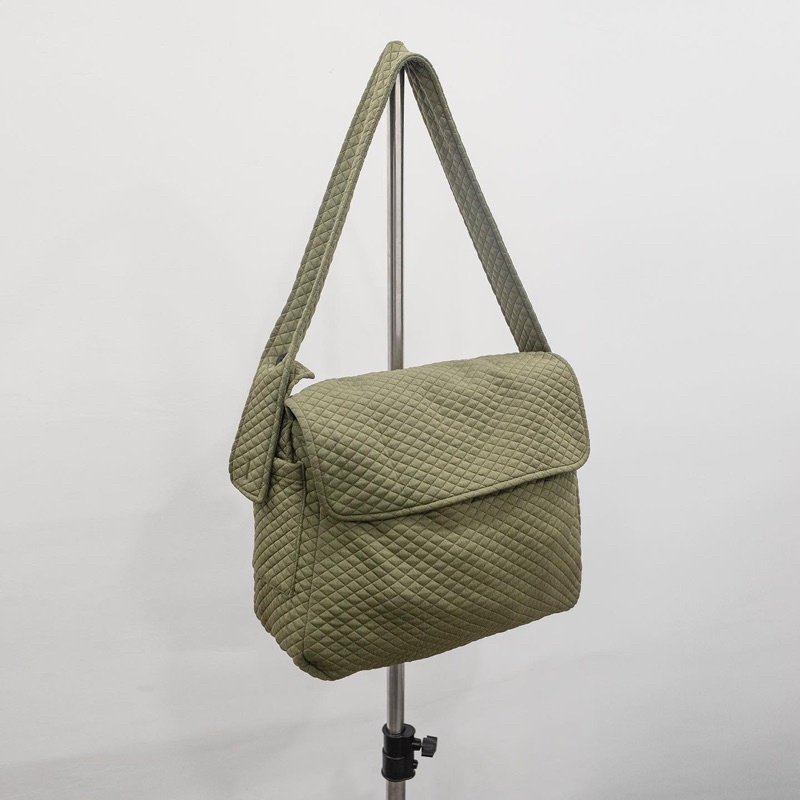 Túi đeo chéo chính hãng 67% - GONG BAG