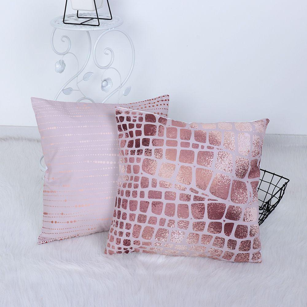 Vỏ Gối Vuông Họa Tiết Quả Thông Trang Trí Nội Thất