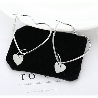 bông tai trái tim lớn nhỏ