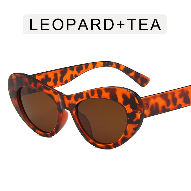 Kính Mát Hình Mắt Mèo Màu Sắc Ngọt Ngào Thời Trang Cho Nữ