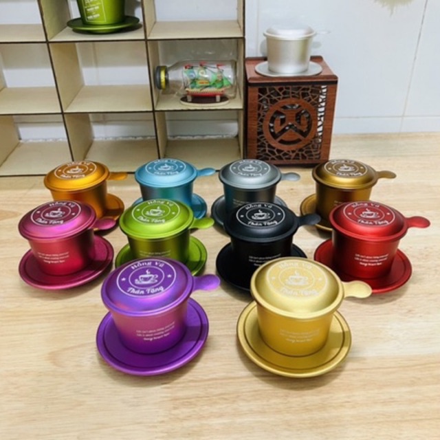 Phin cà phê nhôm màu Anode. Pha 25gr bột cà phê. Khắc logo,khắc tên theo yêu cầu. KH ib nội dung cần khắc cho shop