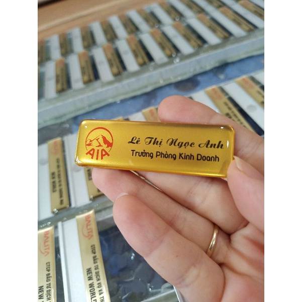 Thẻ tên ngân hàng, bảo hiểm các loại