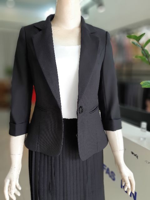 ÁO VEST NỮ TAY LỠ CAO CẤP, FORM DÁNG TRẺ TRUNG , SẮC NÉT, ĐỨNG FORN VÀ GỌN DÁNG, PHÙ HỢP ĐI LÀM VÀ ĐI CHƠI | BigBuy360 - bigbuy360.vn