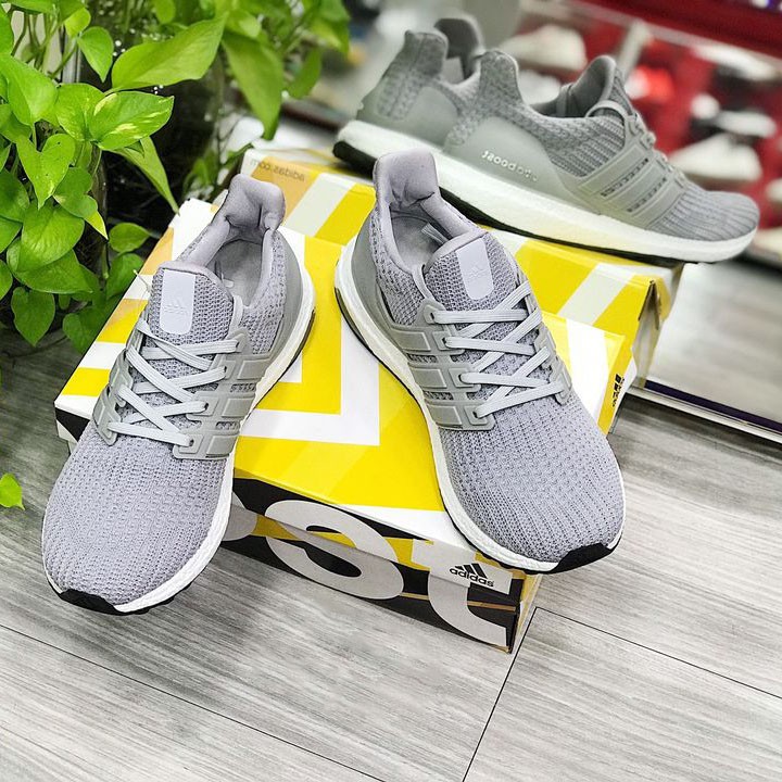 Giày Ultra Boost 4.0 xám
