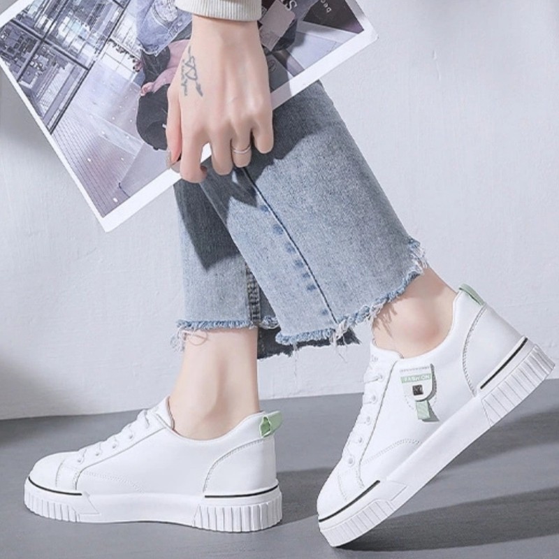 ( Mẫu Mới ) Giày Thể Thao Nữ Sneaker Nâng Đế 3 Phân FASHION Màu Trắng Đế Bánh Mì Chất Da Đẹp Tặng Quà Xịt Giày GCN06