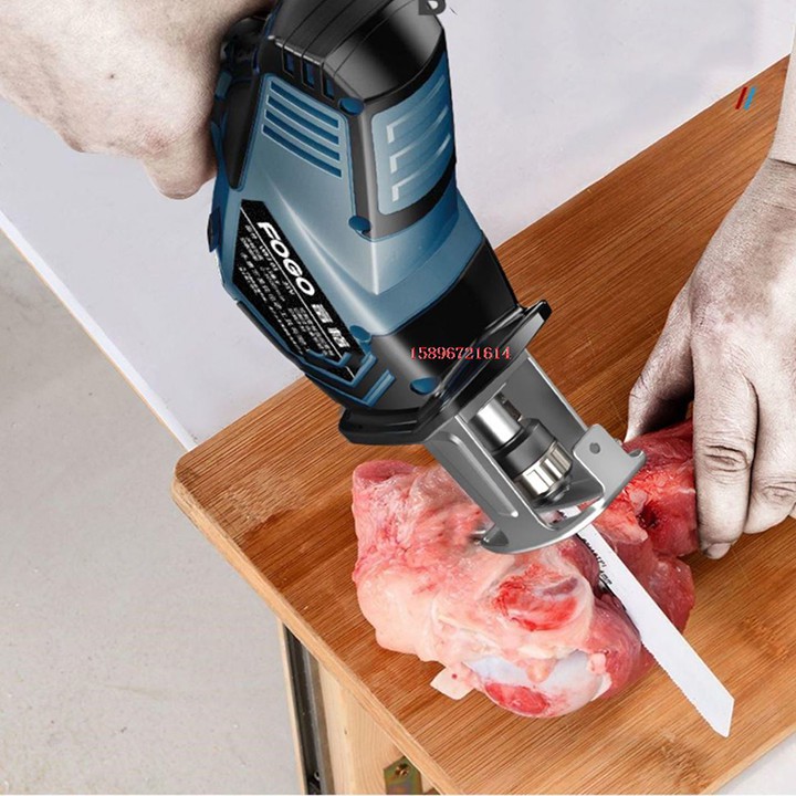 Máy cưa gỗ - Máy cưa kiếm 28V tặng kèm 4 lưỡi cưa