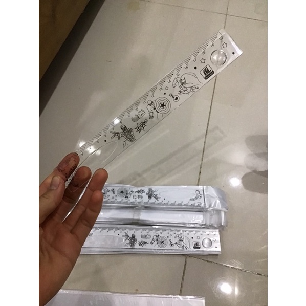 Thước kẻ trong 20cm, thước kẻ học sinh loại 20cm