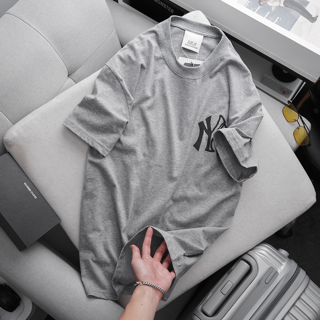 Áo thun tay lỡ unisex tay lở over size họa tiết momogram cá tính MB927