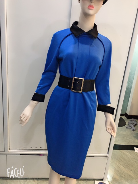 Đầm thiết kế body tay dài màu xanh