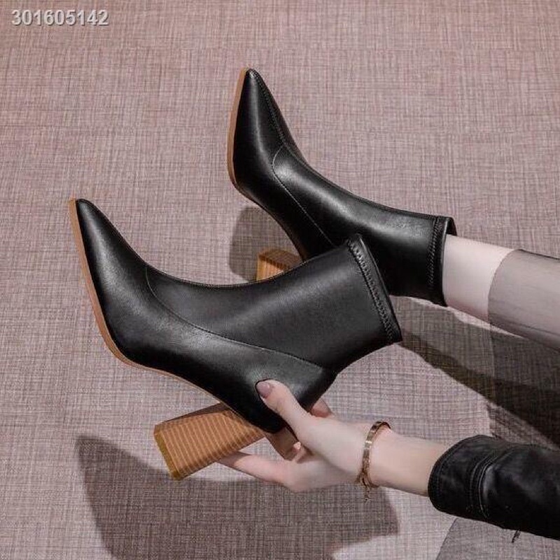 Giày bốt cao cổ nữ chất da boots mũi nhọn đế vuông cao gót 7 phân khoá kéo boost dài martins sang chảnh Hàn Quốc
