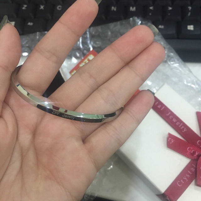 VÒNG ĐÔI KHẮC CHỮ THEO YÊU CẦU VÒNG TITAN CAO CẤP KHÔNG GỈ KHÔNG BAY MÀU VKC22H622 | BigBuy360 - bigbuy360.vn