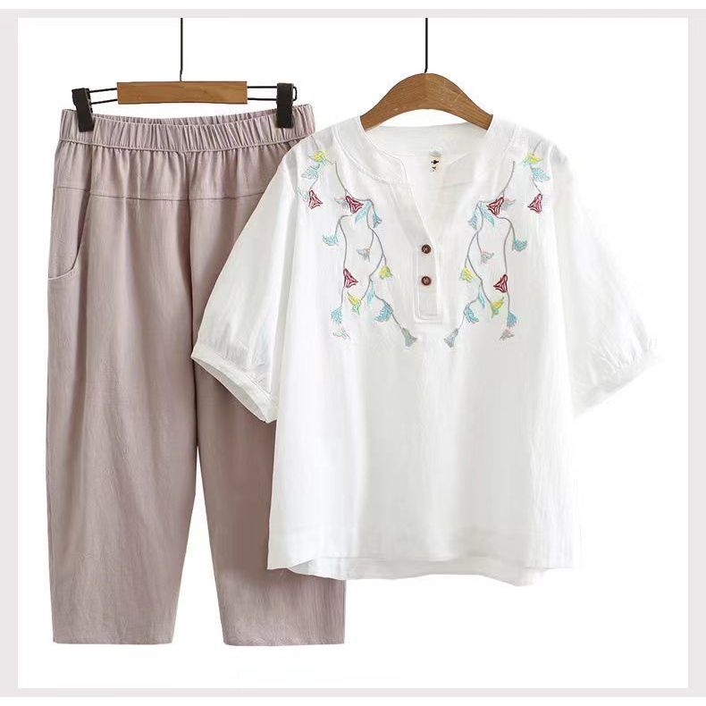 Áo Thun Cotton Lanh Tay Ngắn Cổ Chữ V Thêu Họa Tiết Thời Trang Mùa Hè 2022 Cho Nữ Trung Niên