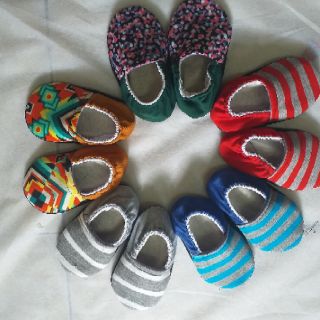 Giày vải sơ sinh cho bé