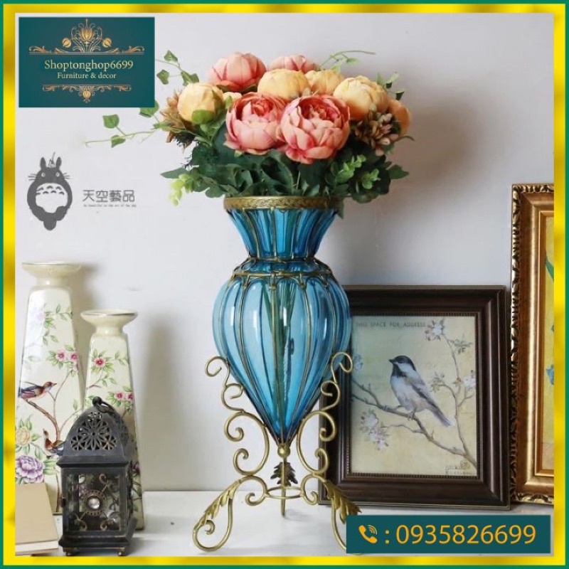 Lọ hoa thủy tinh xanh dương phong cách châu âu