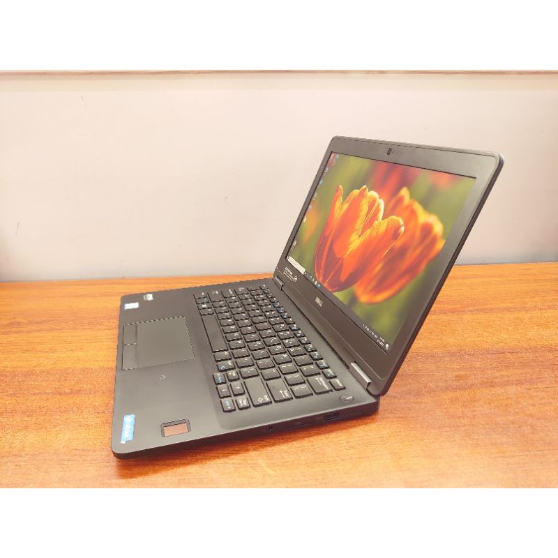 Dell Latitude 7270 siêu gọn nhẹ core i7 RAM 8GB SSD 256GB màn hình 12.5 inch | BigBuy360 - bigbuy360.vn