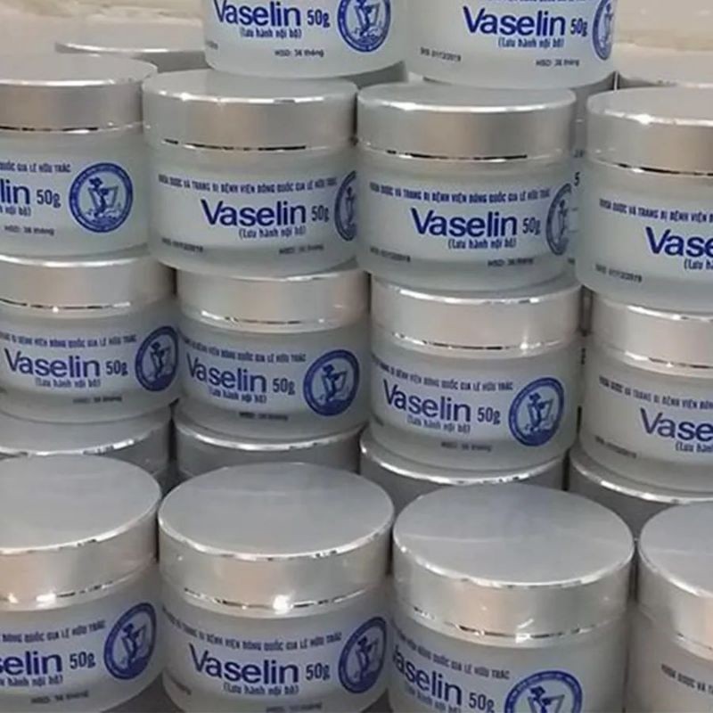 Kem nẻ Vaseline 100 g Viện Bỏng Quốc Gia Lê Hữu Trác