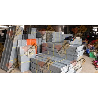 Chân đế nhựa V Lỗ V4 x 4