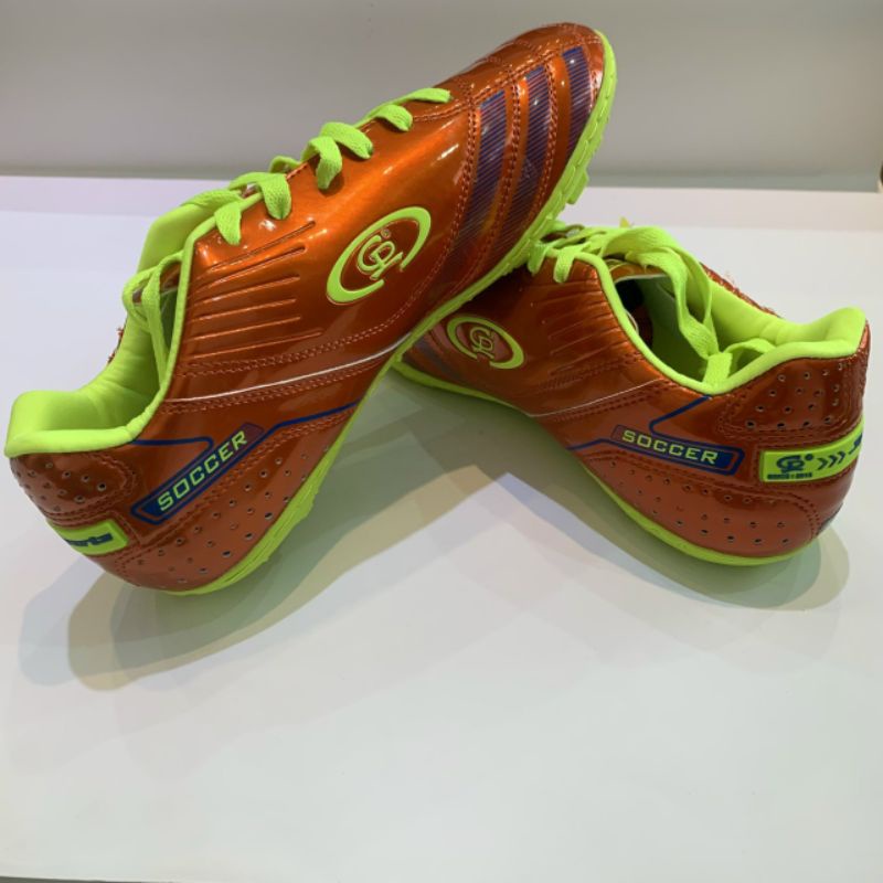 Giày bóng đá sân cỏ nhân tạo CP đã khâu đế