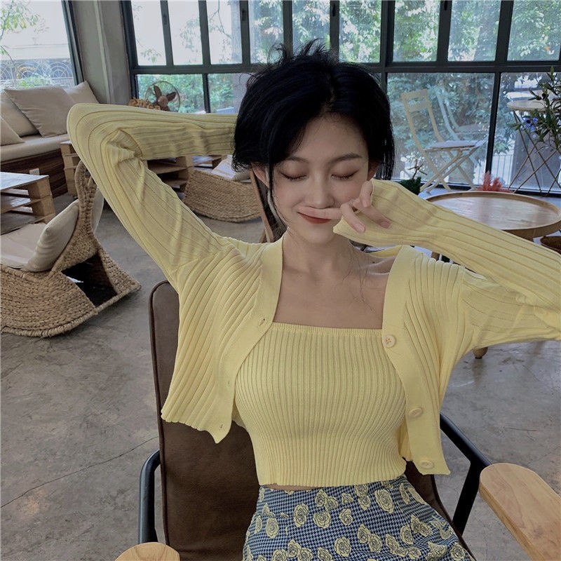 QKOOLE  Bộ áo hai dây và áo khoác cardigan ngắn dệt kim phong cách Hàn Quốc cho nữ