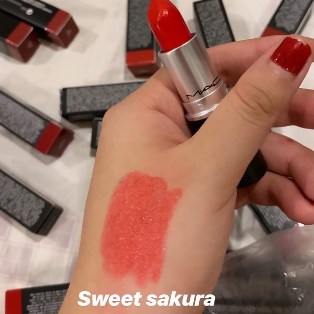 Siêu phẩm sale đây ạ auth powder kiss