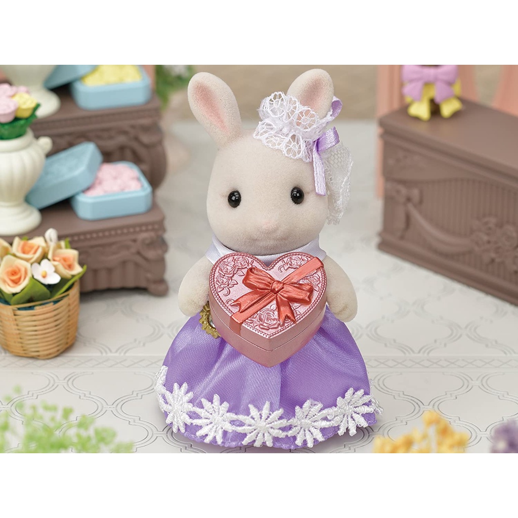 Đồ Chơi Sylvanian Families Town Món Quà Hoa Tình Yêu Flowers n Gift Set