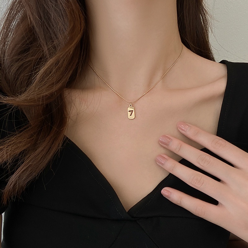 Dây Chuyền Mặt Số 7 Bằng Titan Chống Gỉ Phong Cách Hàn Quốc Cho Nữ