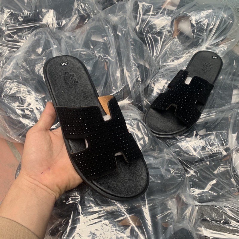 Dép hm đen đính đá  quai da chống trơn, dép hm nam hàng fullbox.