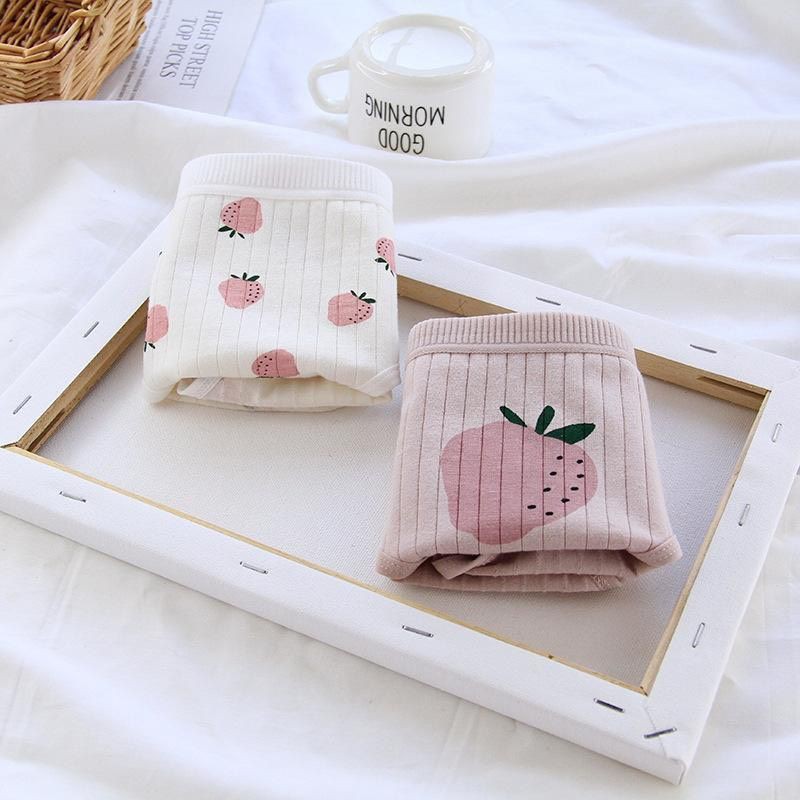 Quần lót nữ cotton gân tăm quả dâu dễ thương thấm hút mồ hôi co giãn tốt T31