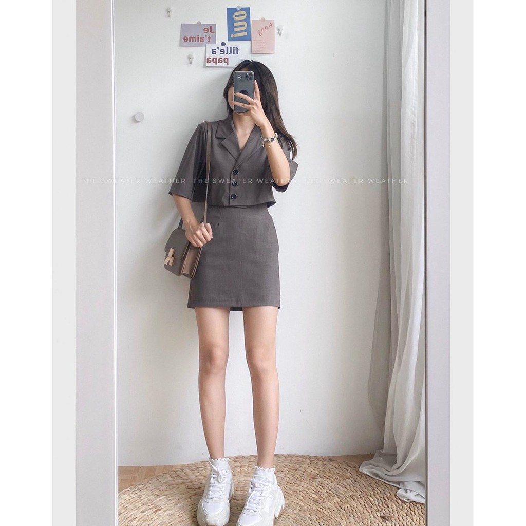 Set vest croptop kèm chân váy trơn (Ảnh thật) | BigBuy360 - bigbuy360.vn