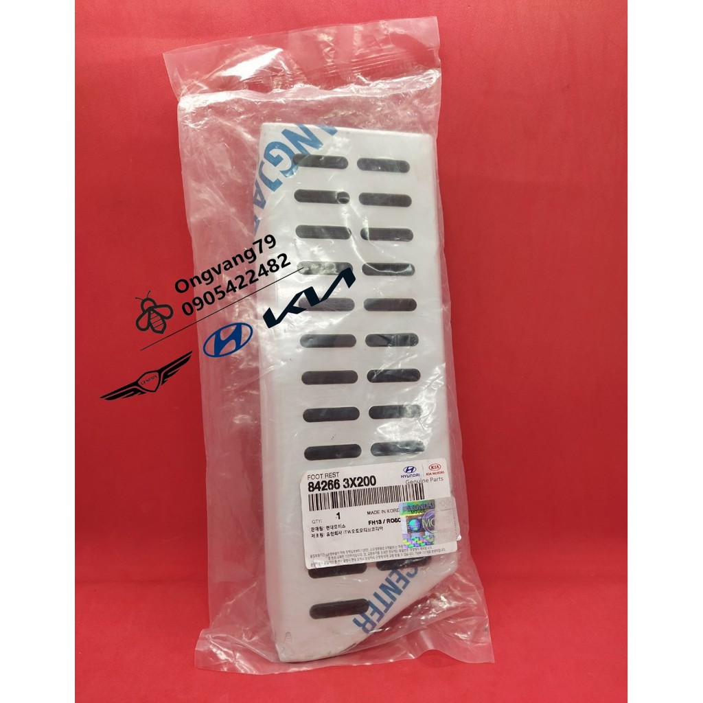 Ốp nghỉ chân nhôm dành cho xe Hyundai elantra/avante 2006~2014/ Ms: 842663X200