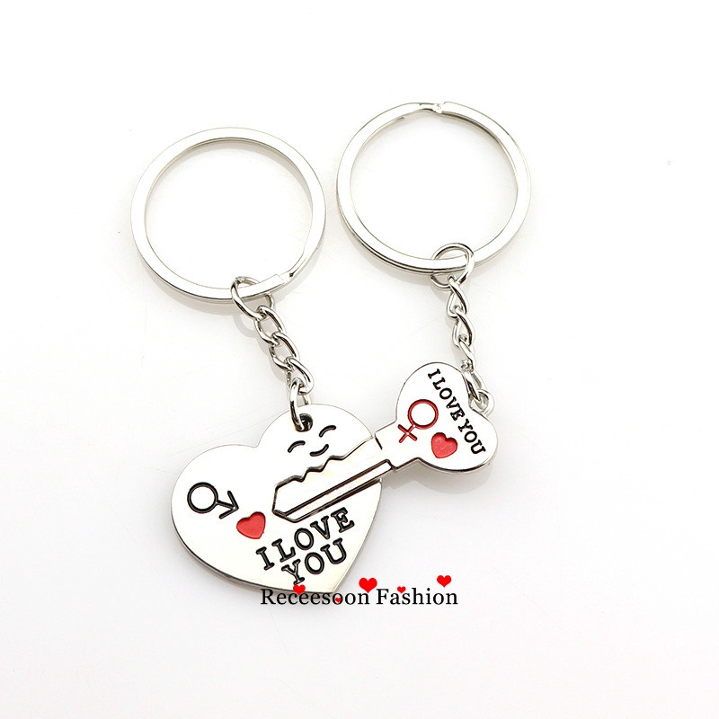 Set 2 móc khóa hình trái tim cho cặp đôi