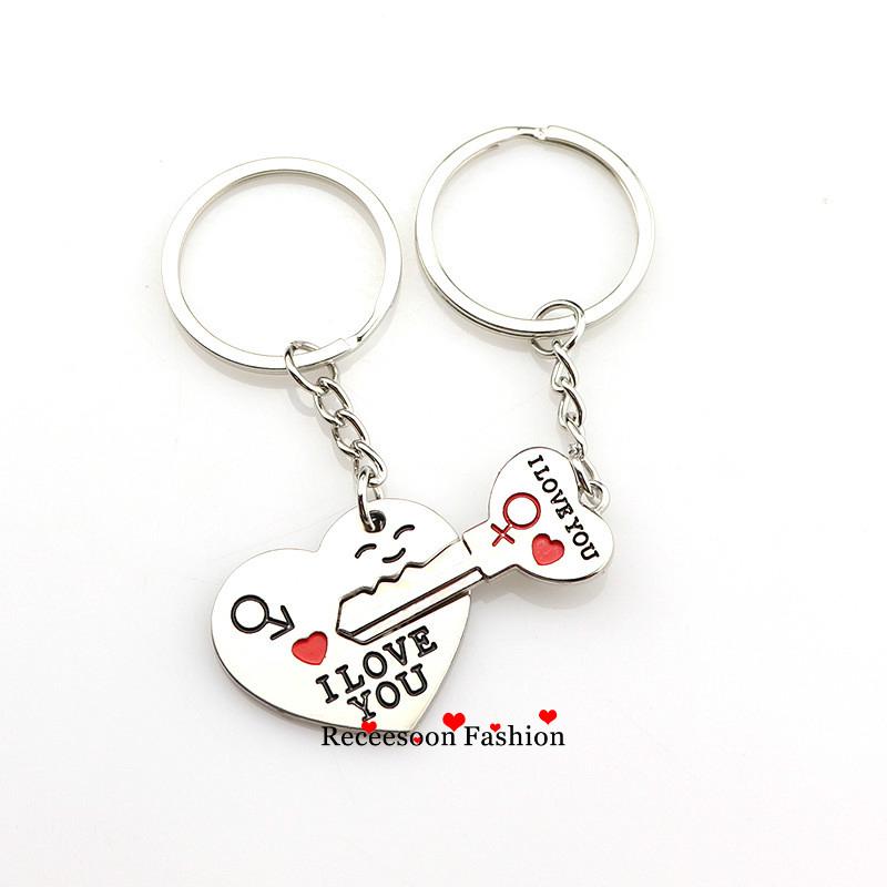 Set 2 móc khóa hình trái tim cho cặp đôi