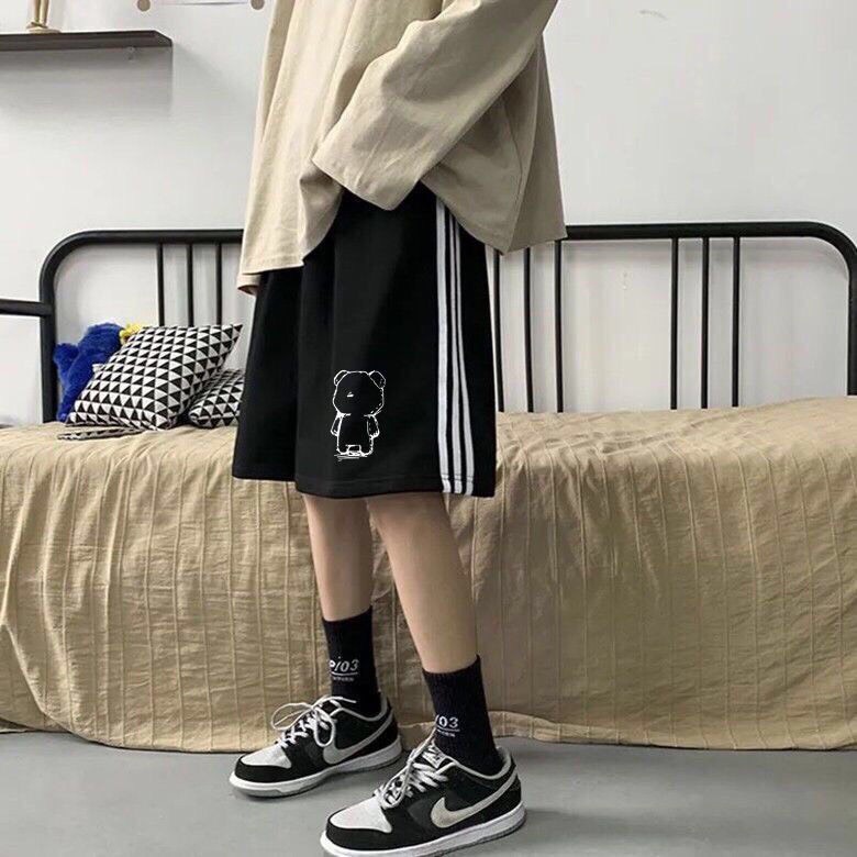 [ SIÊU HÓT] Quần Sooc Nam Nữ Mặc Nhà, Quần Đùi Unisex Ống Rộng Màu Đen In Hình Gấu - ZADOLA FASHION