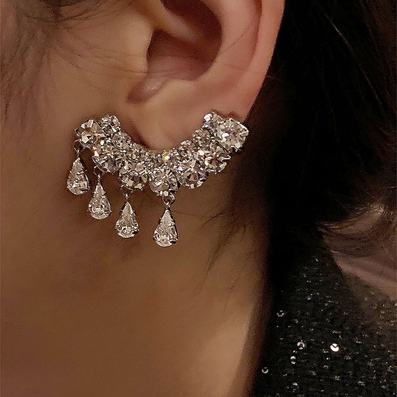 Đơn Giản Cá Tính, Khuyên Tai Dạng Kẹp Đính Đá Pha Lê Giọt Nước Mạng Đỏ Cá Tính Kiểu Mới Cho Nữ