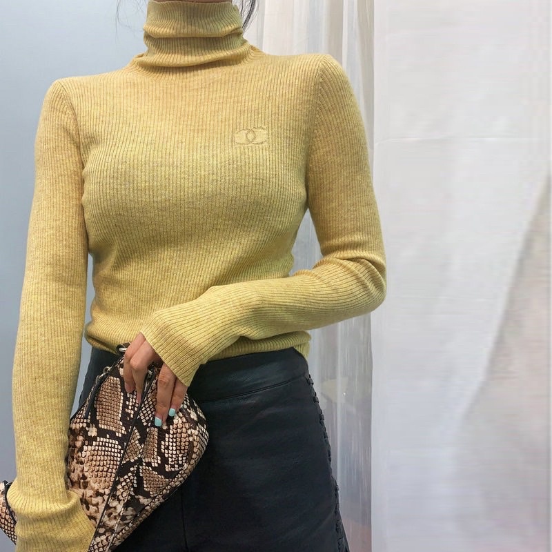 Áo len cao cổ channel