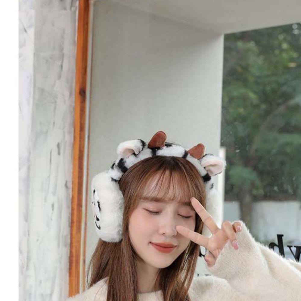Tai Nghe Bịt Tai Hình Tai Thỏ Mềm Mại Chống Gió Cho Nữ