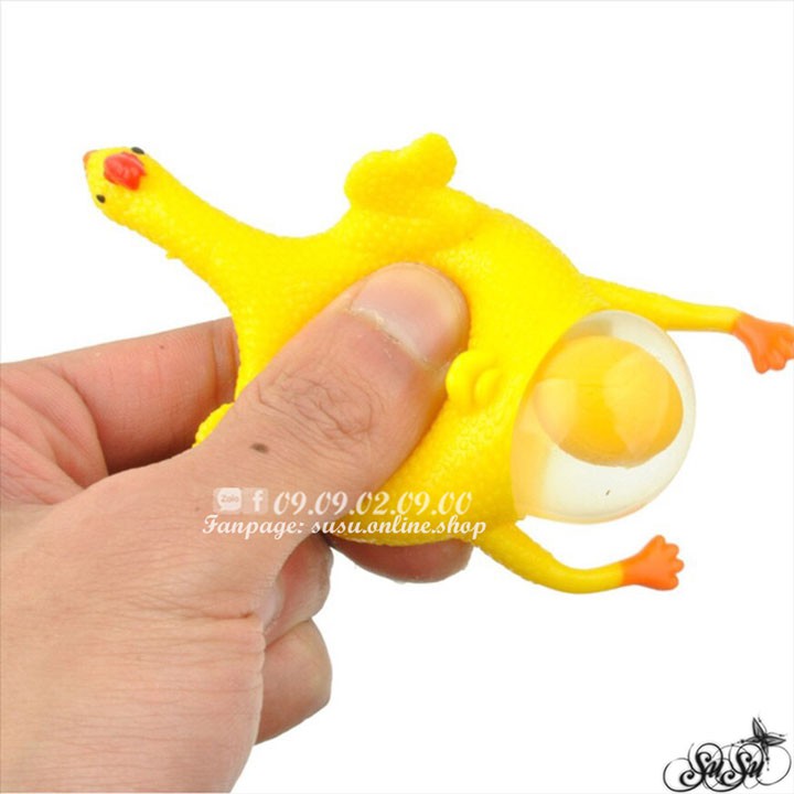 Móc khóa gà đẻ trứng.