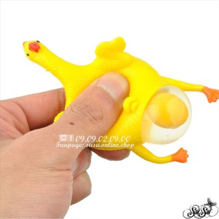 Móc khóa gà đẻ trứng.