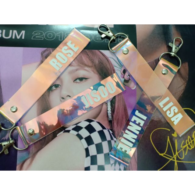 Strap nametag hologram nhóm Bkackpink