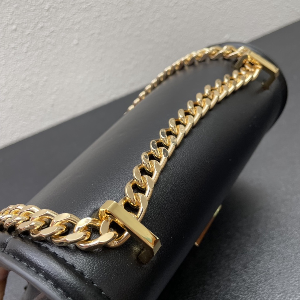 Túi đeo chéo nữ da thật thời trang cao cấp Burberry BBR phong cách sang trọng, thời thượnng