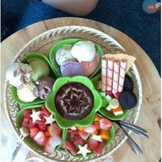 Khay đựng lẩu kem